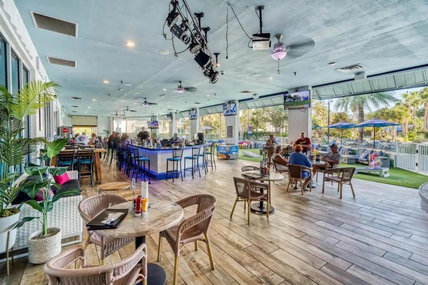 5 Star Resort 11Th Fl Stunning Sunrise 2Br 2Ba King Suite,Pools ,Shuttle Or Walk To Beach Destin Extérieur photo